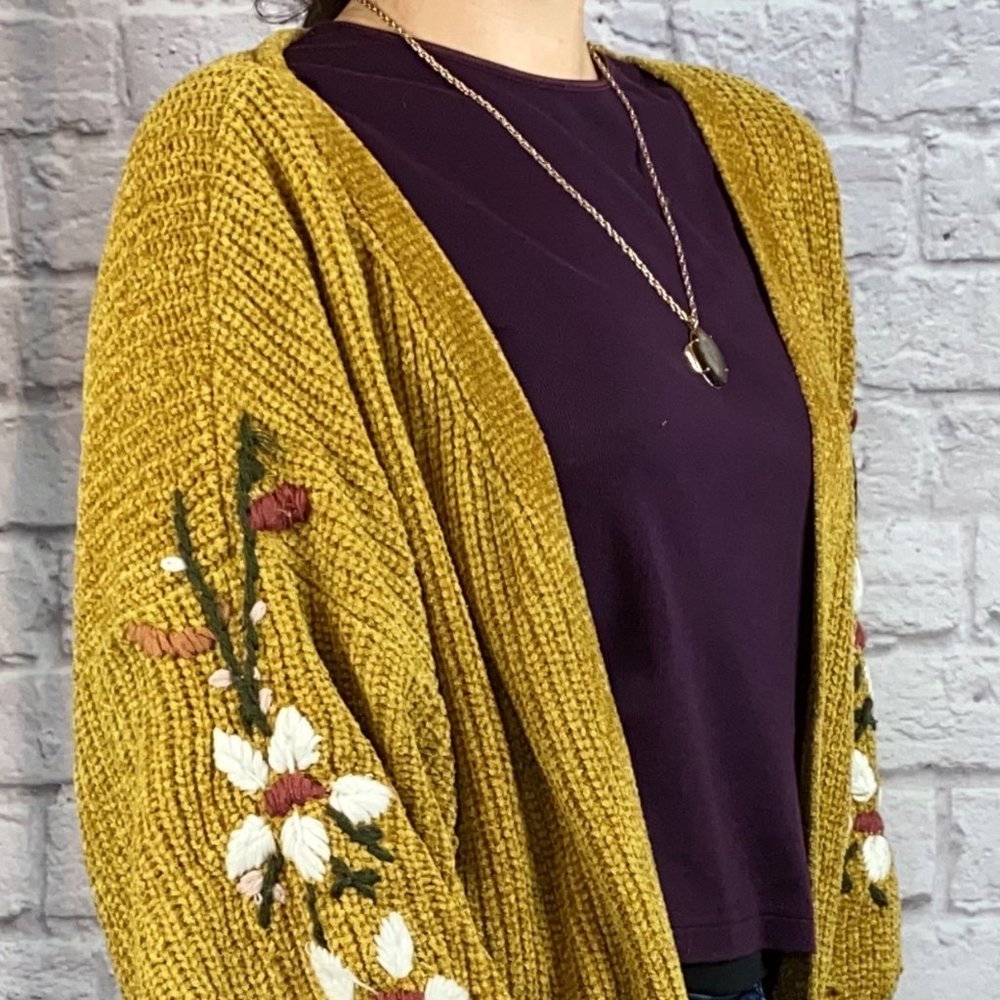 Alya Womens Knit Cardigan with Floral